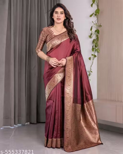 Elegant Kanjivaram Silk Saree with Woven Zari Pallu and Matching Blouse