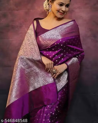 Splendorous Soft Banarasi Silk Saree With Luxuriant Blouse Piece
