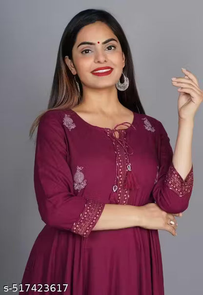 New Anarkali pretty kurti . New Gown , New Fashionable kurti , New heavy full lenth kurti