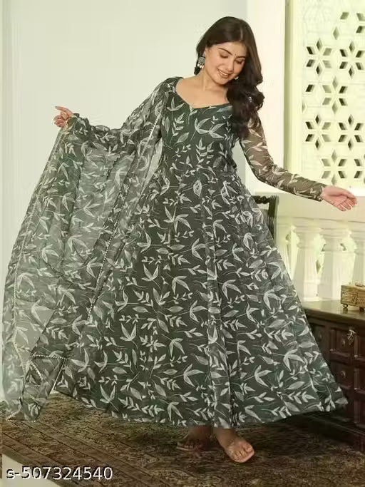 Classy Fashionable Women Gowns